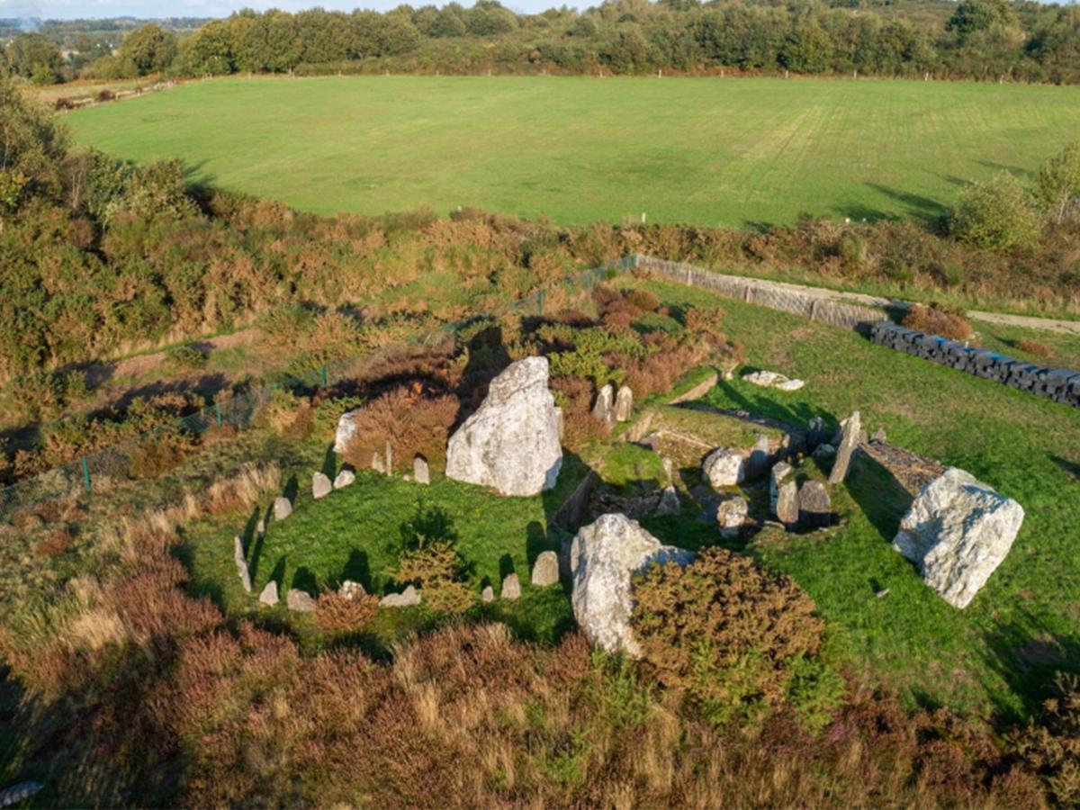 Moulin Menhirs & Zone Naturelle Protegee Saint-Just  Kültér fotó